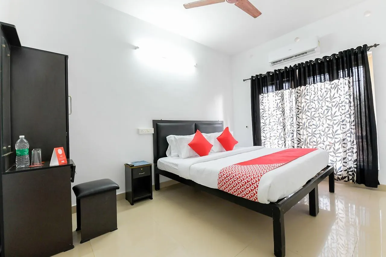 Oyo 11891 Amare Beach Resorts Alappuzha 3*,  India